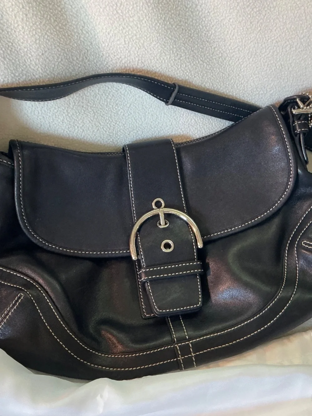 Coach vintage Y2K SoHo Hobo black with buckle
